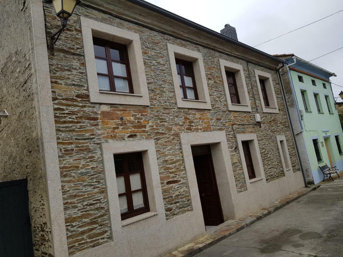 Casa Julia De Lozano Villa Rinlo Bagian luar foto