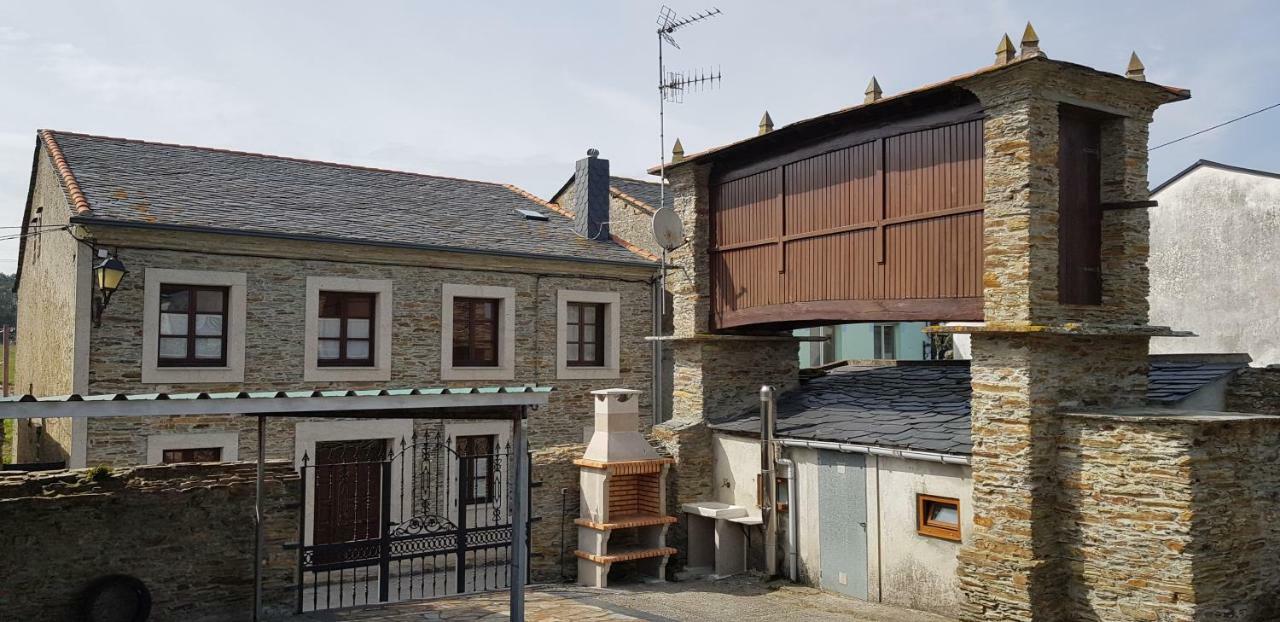 Casa Julia De Lozano Villa Rinlo Bagian luar foto
